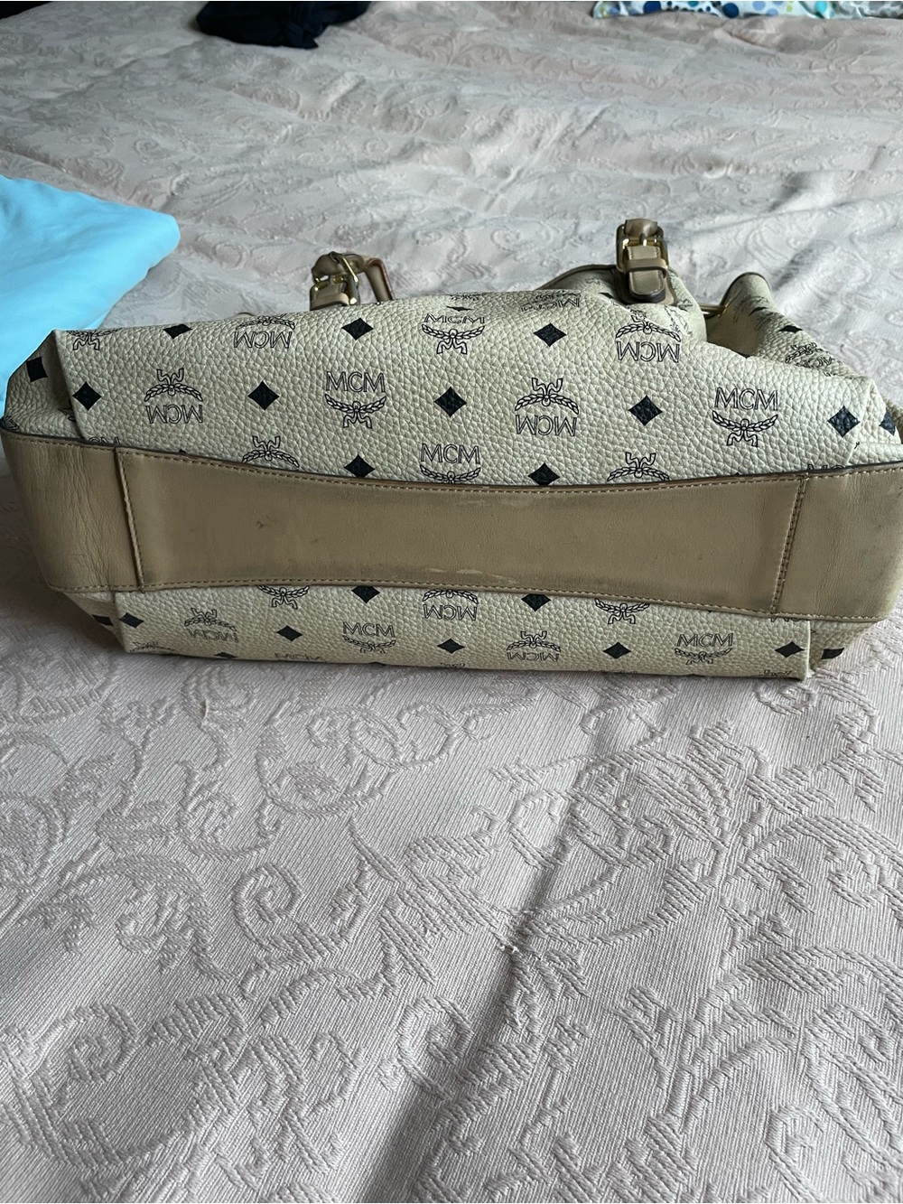 MCM BAG - Picture 8 of 11